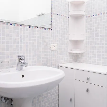 N044 - Numana, Nuovo Trilocale Con Aria Condizionata E Parcheggio Daire Numana